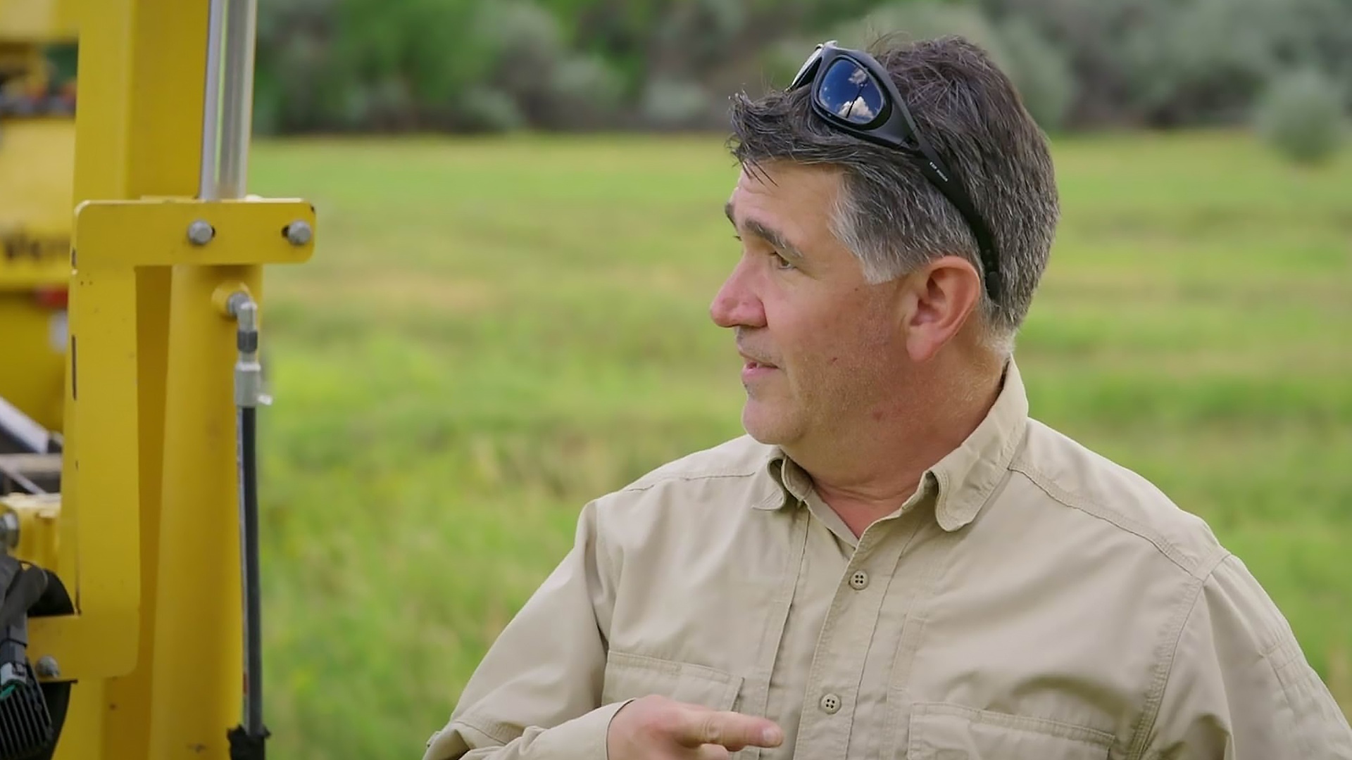 O Segredo do Rancho Skinwalker : Surpresa