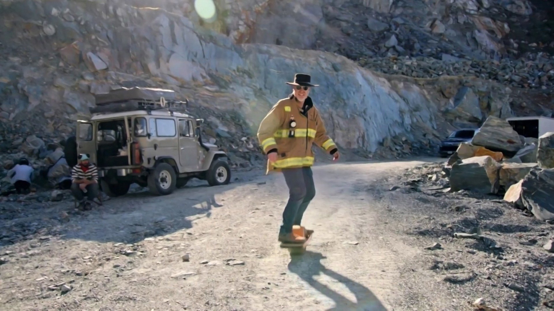 Adam Savage - Invenções Extraordinárias : Nitroglicerina Pura