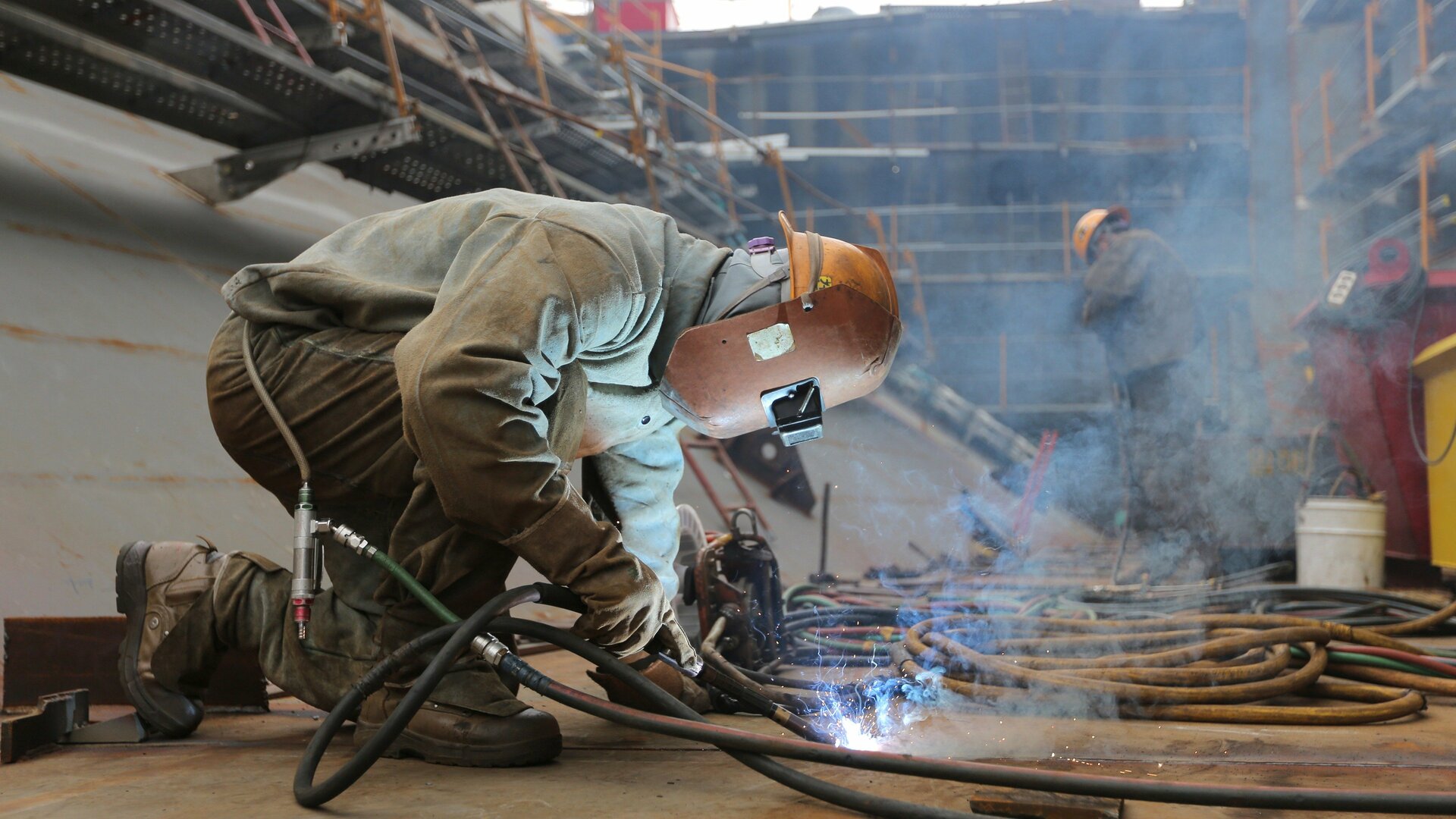 World's Biggest Shipbuilders : Super-Rebocador