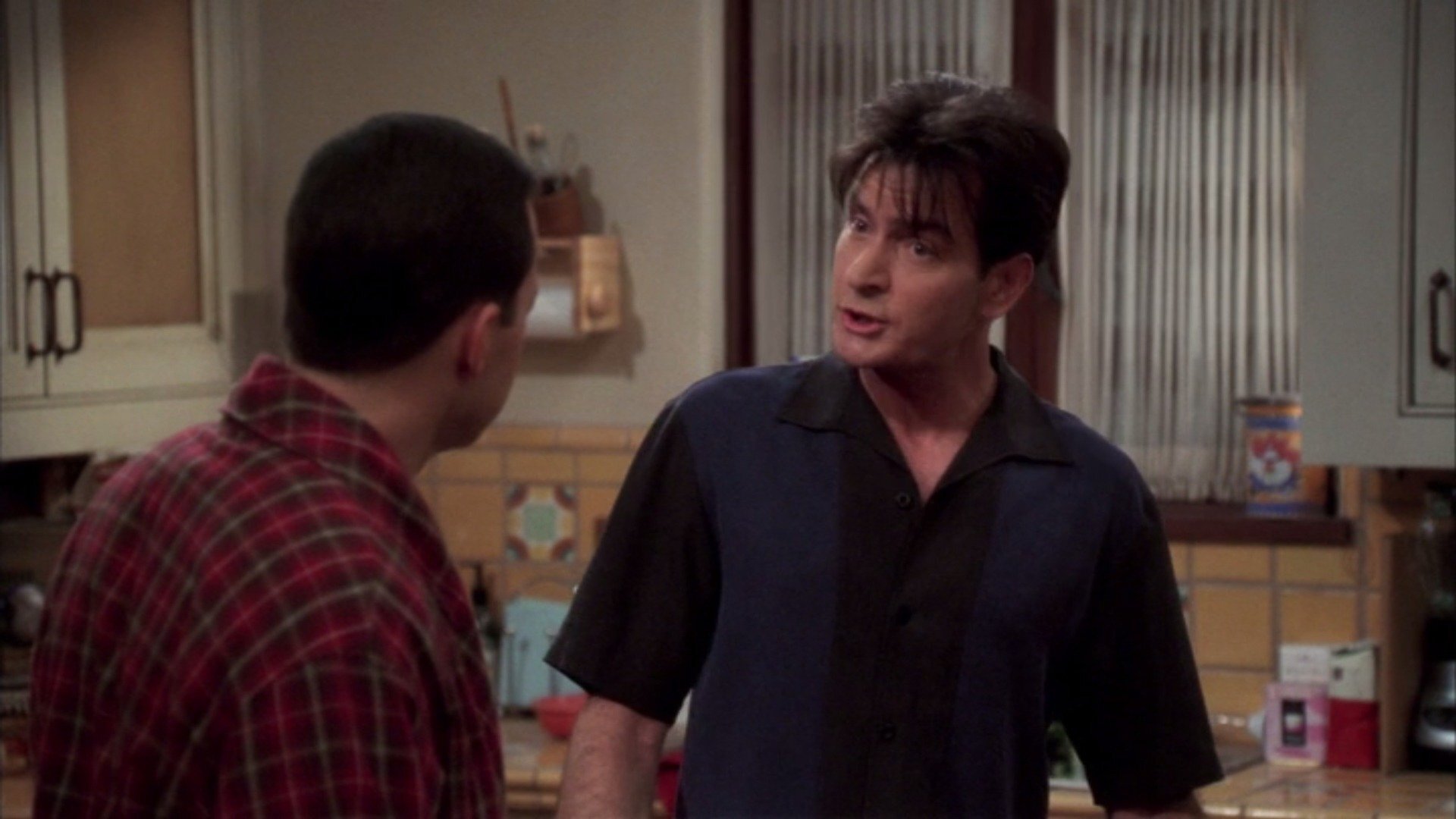 Two and a Half Men : Mr. McGlue's Feedbag