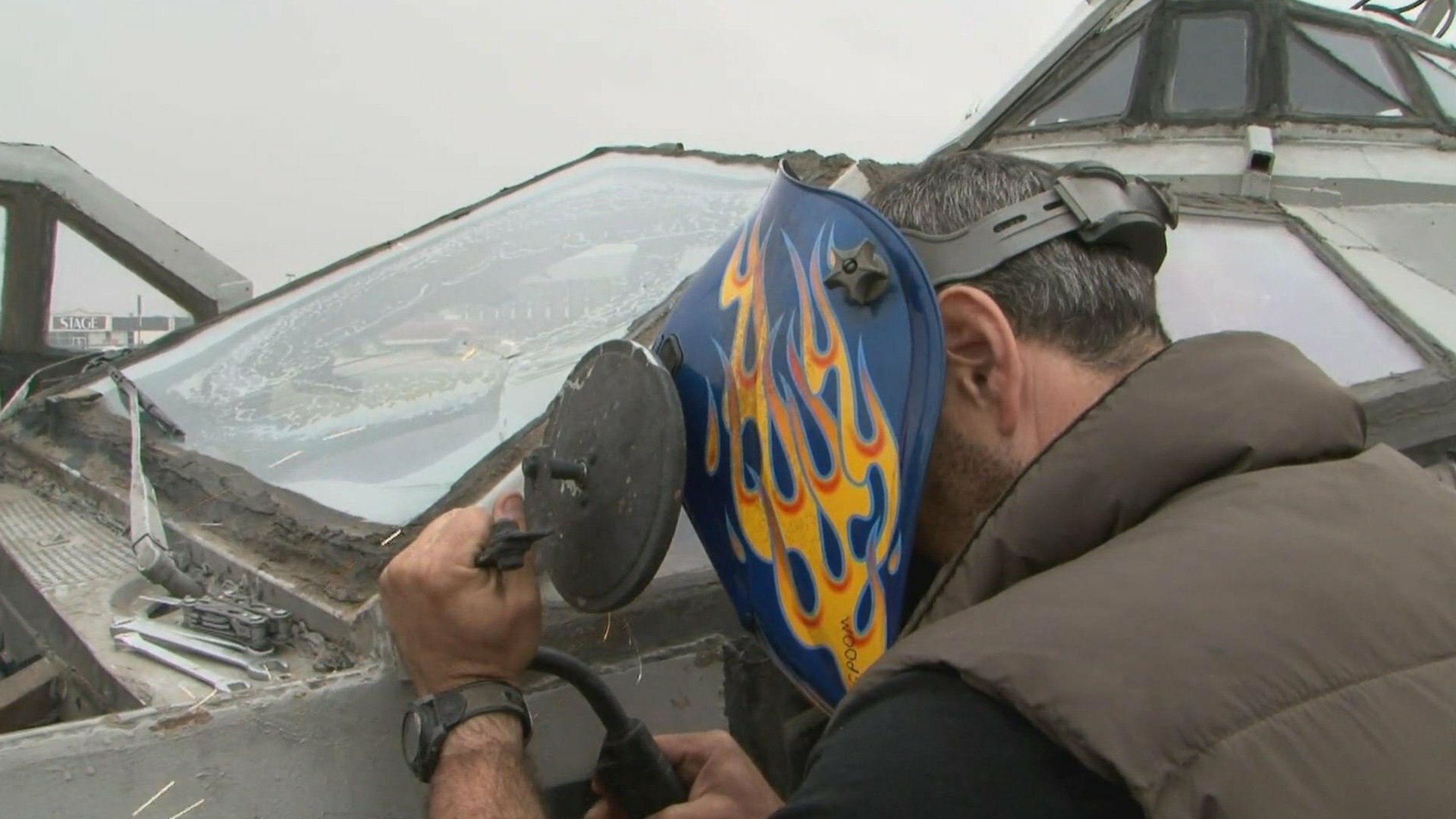 Caçadores de Tempestades : T2 EP5 - Perigos na Estrada