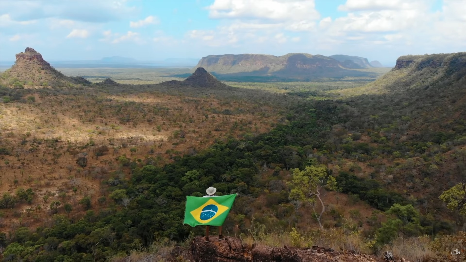 Destinos Imperdíveis : Morro das Mesas