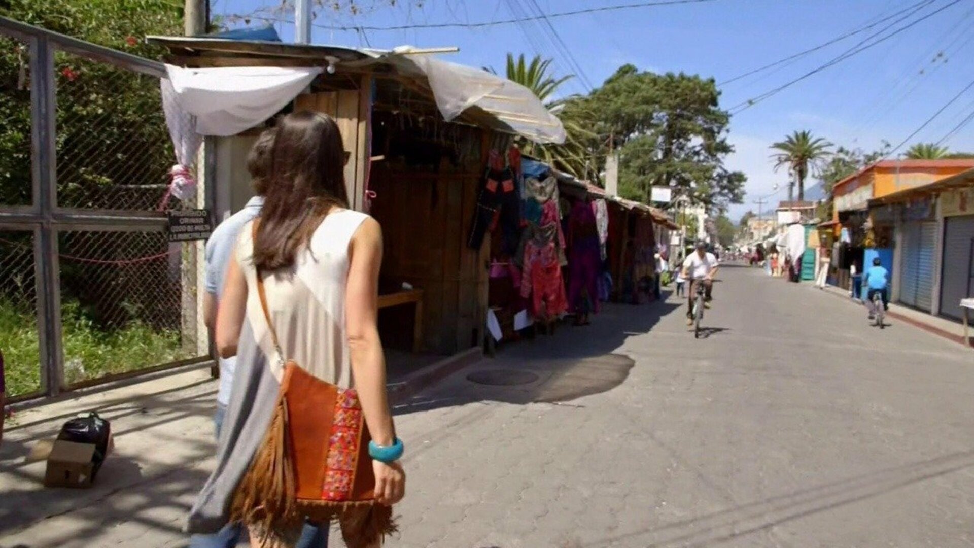 Vida Nova em um Novo País : T1 EP9 - O Ônibus do Frango na Guatemala