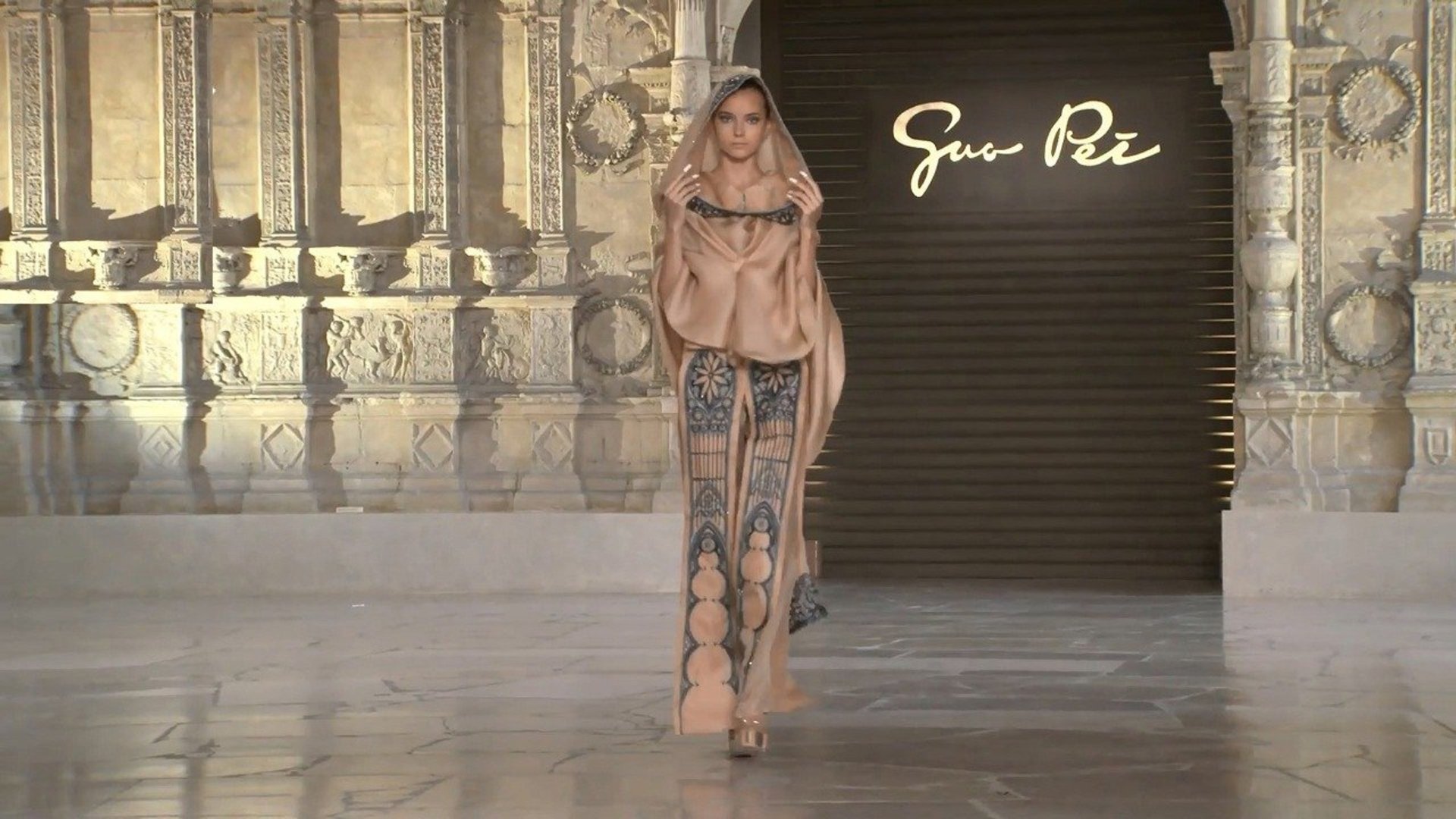 Fashion Week - Especial Alta-Costura