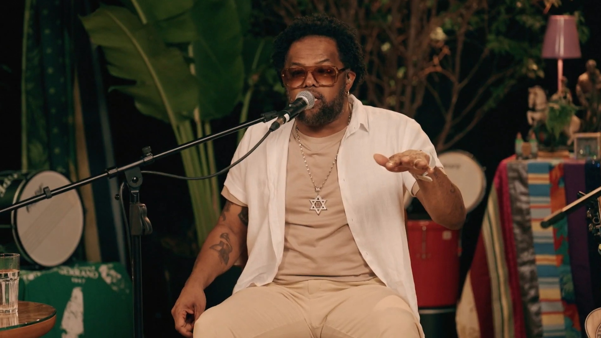 Samba no Quintal com Pretinho da Serrinha : Xande de Pilares