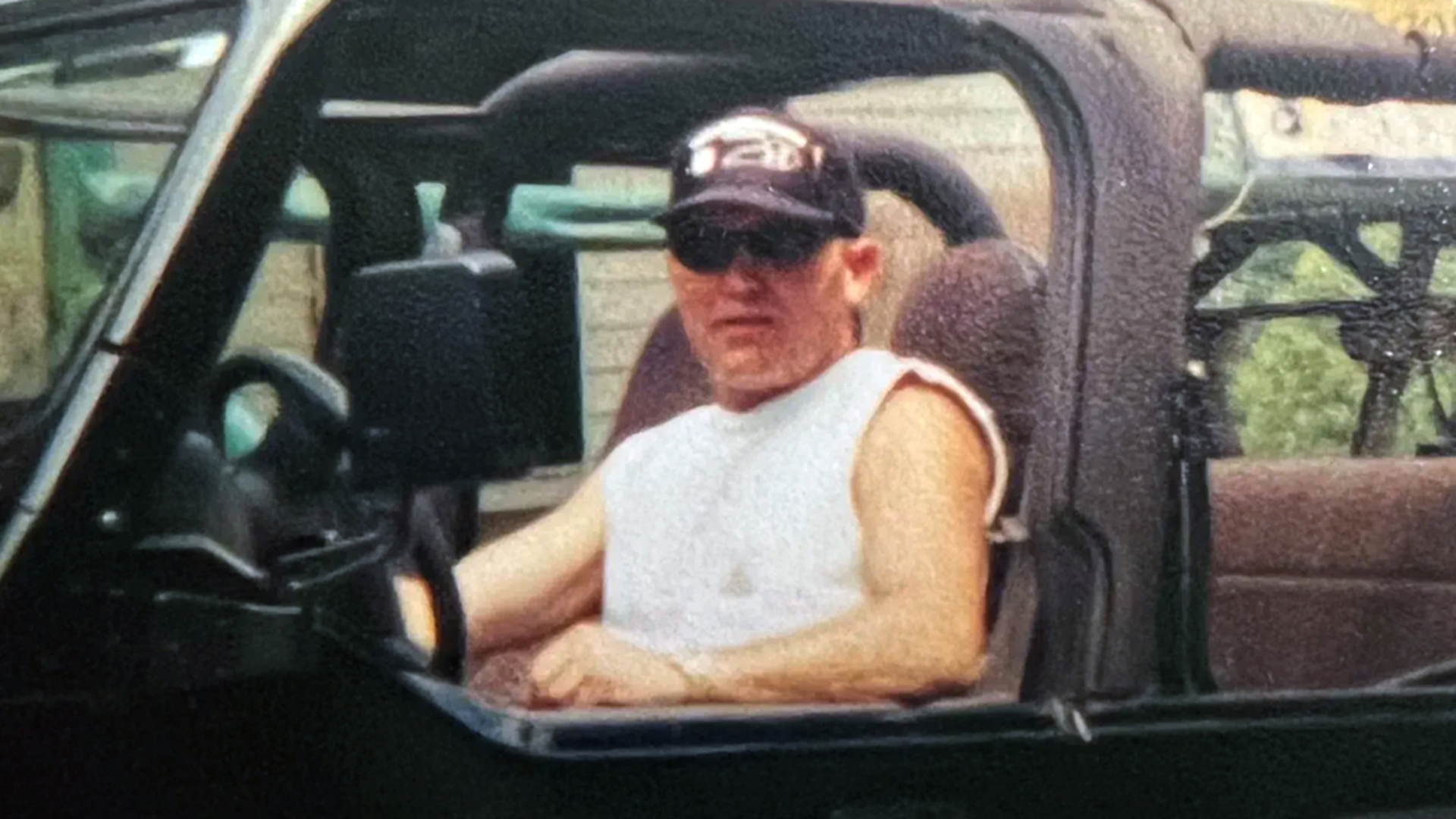 Cidade Pacata, Crime Cruel : O Dinheiro É um Motivo