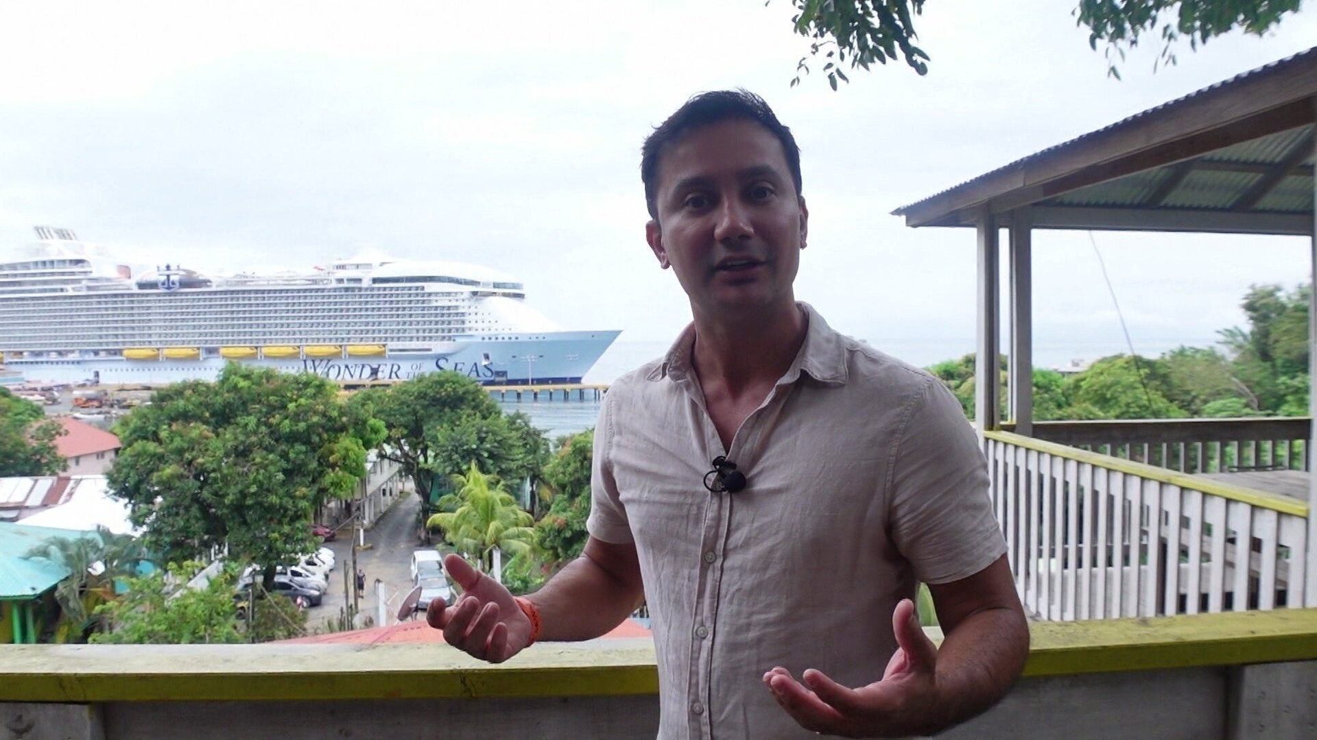 Ruas Mundo Afora : Roatan
