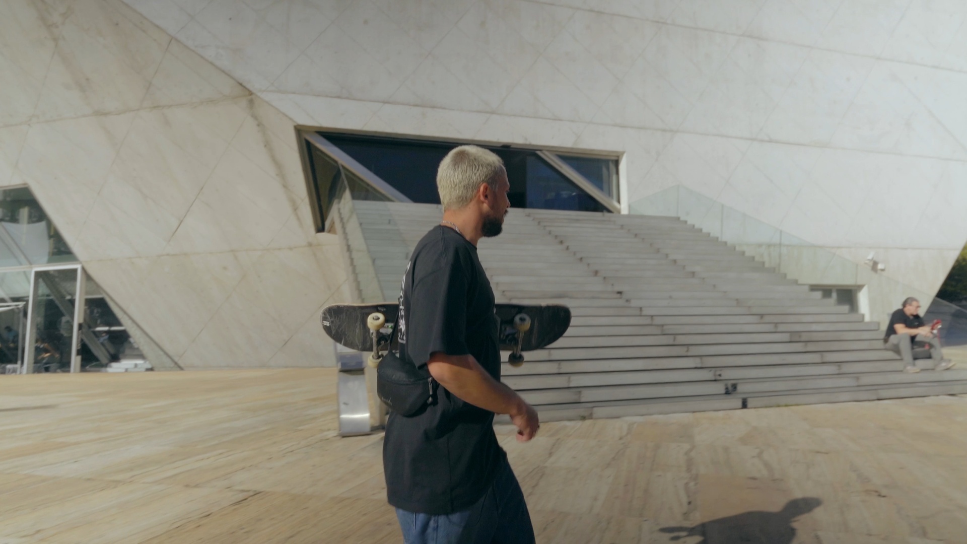 Locals : Jorge Simões
