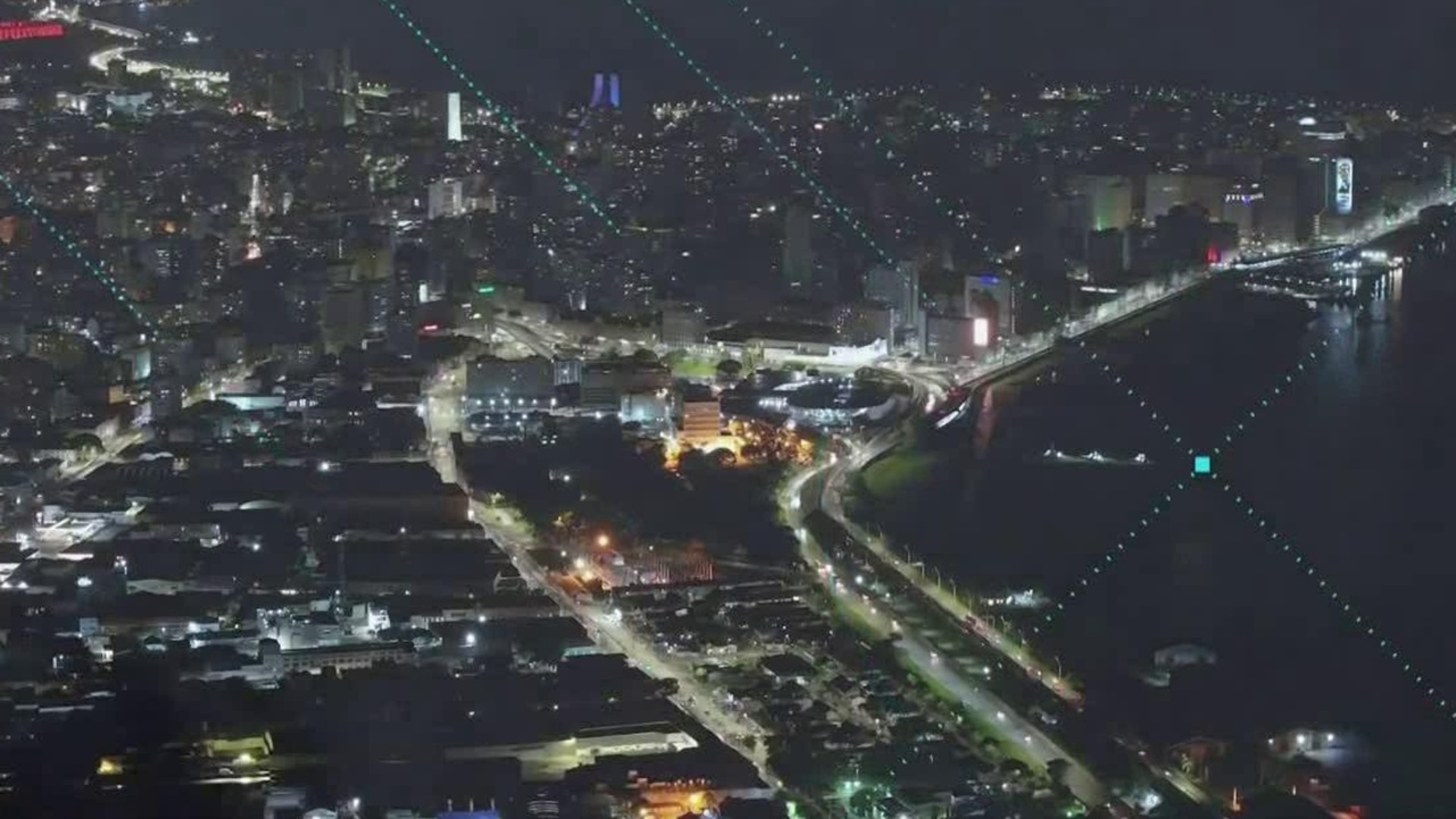 Brasil Visto de Cima à Noite : Porto Alegre