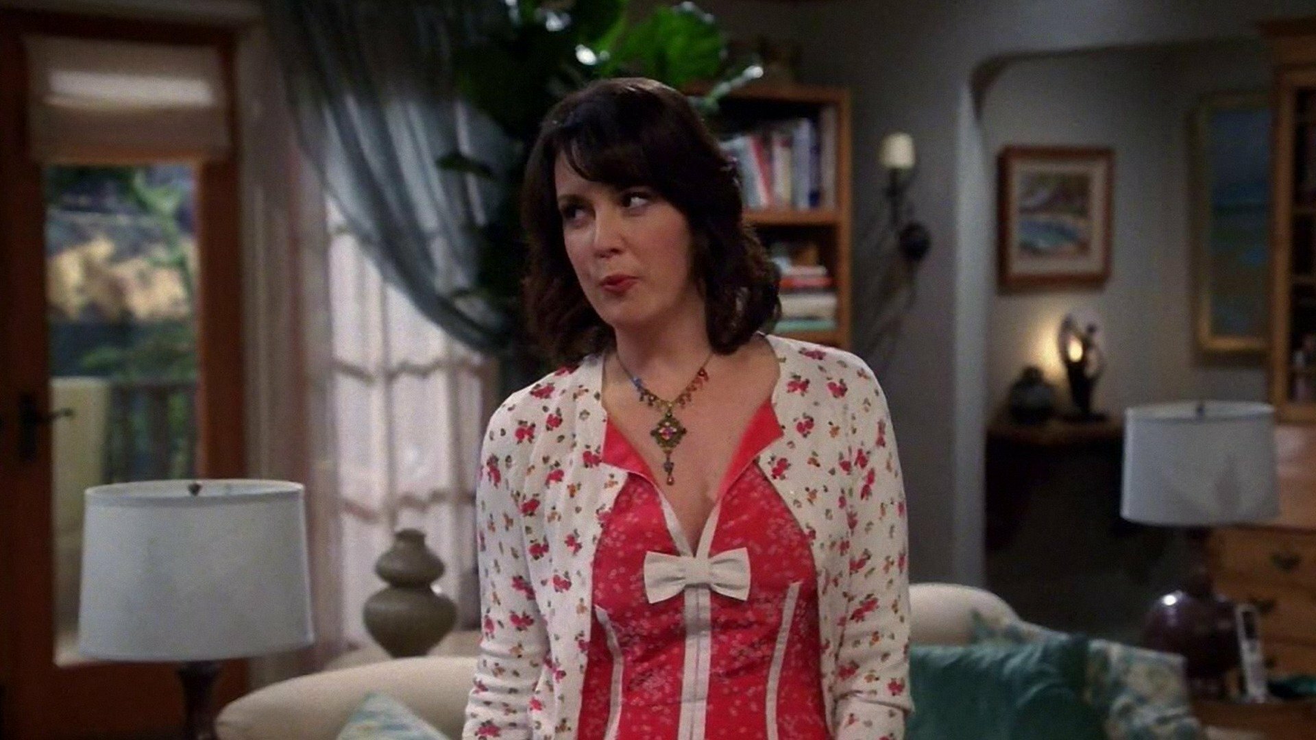 Two and a Half Men : That Darn Priest