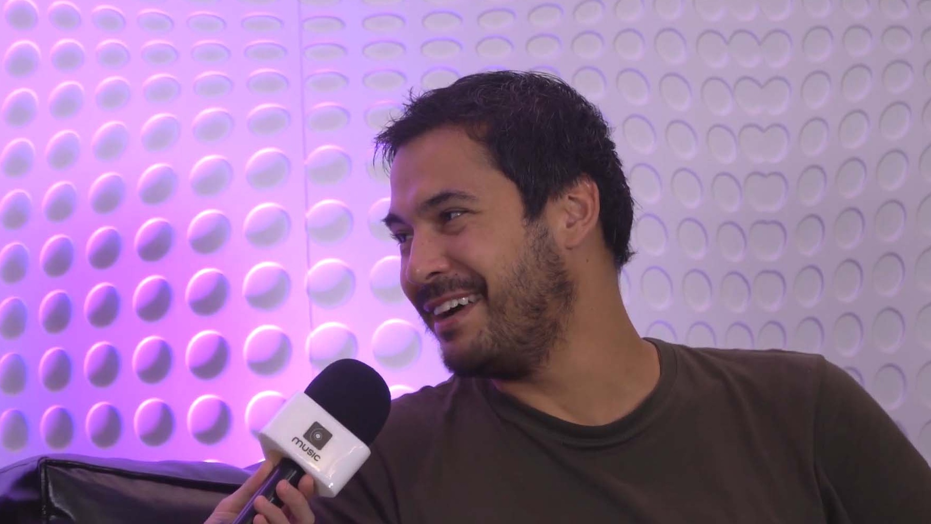 Music Drops : Ale Sater, Terno Rei