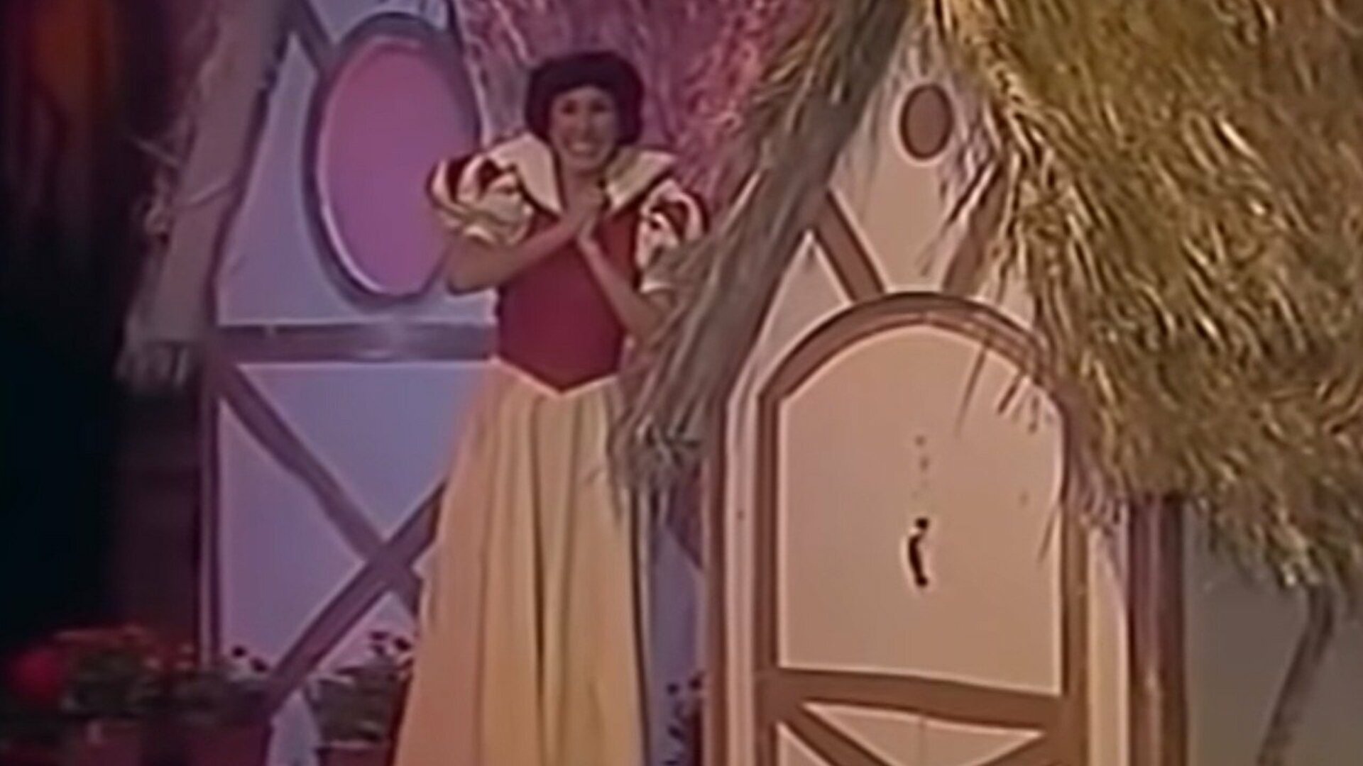 Chapolin : Branca de Neve e os Sete Tchuim Tchuim Tchum Claim