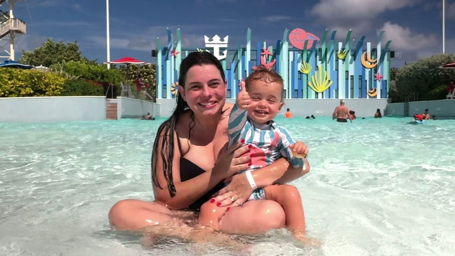 Cris pelo Mundo - Viajar É Divertido : A Viagem Inaugural do Utopia Of The Seas