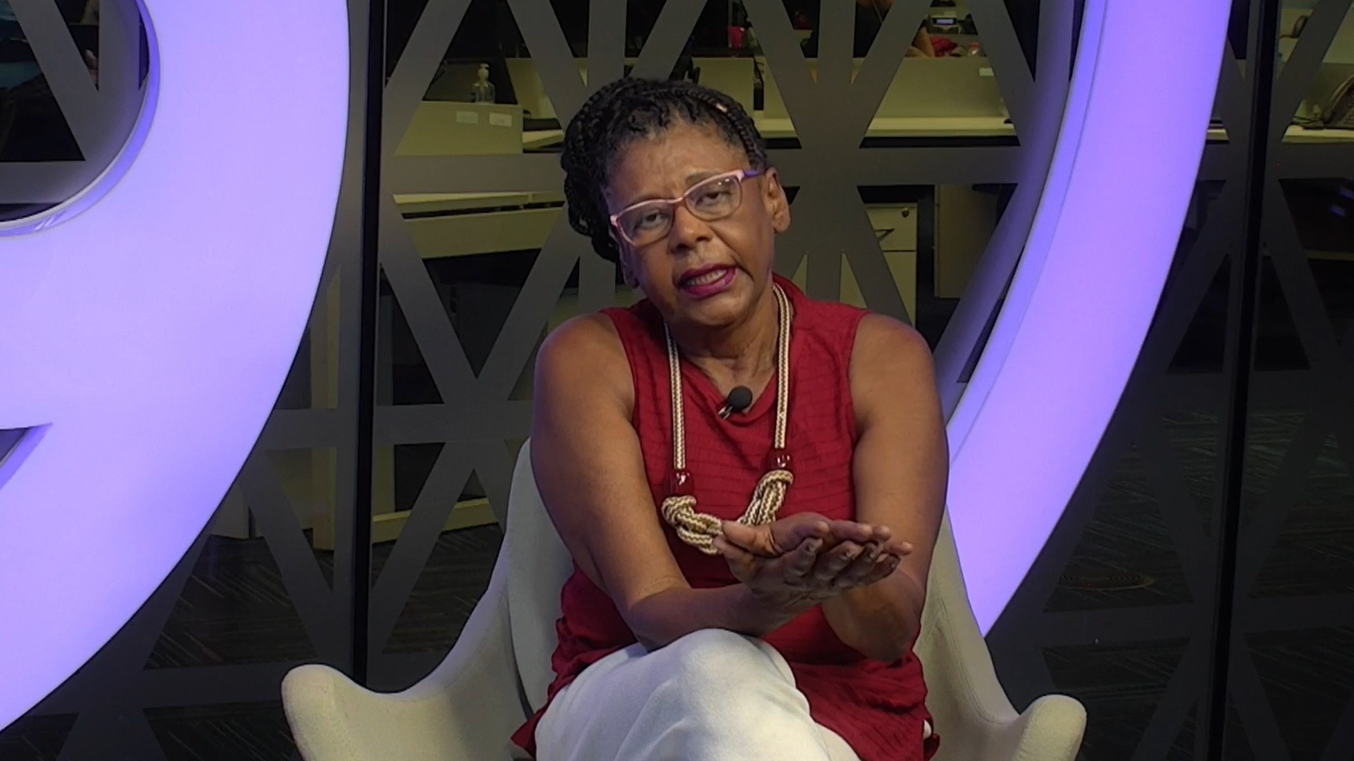 Entrevista - Educação Antirracista : Democracria e Direito à Educação