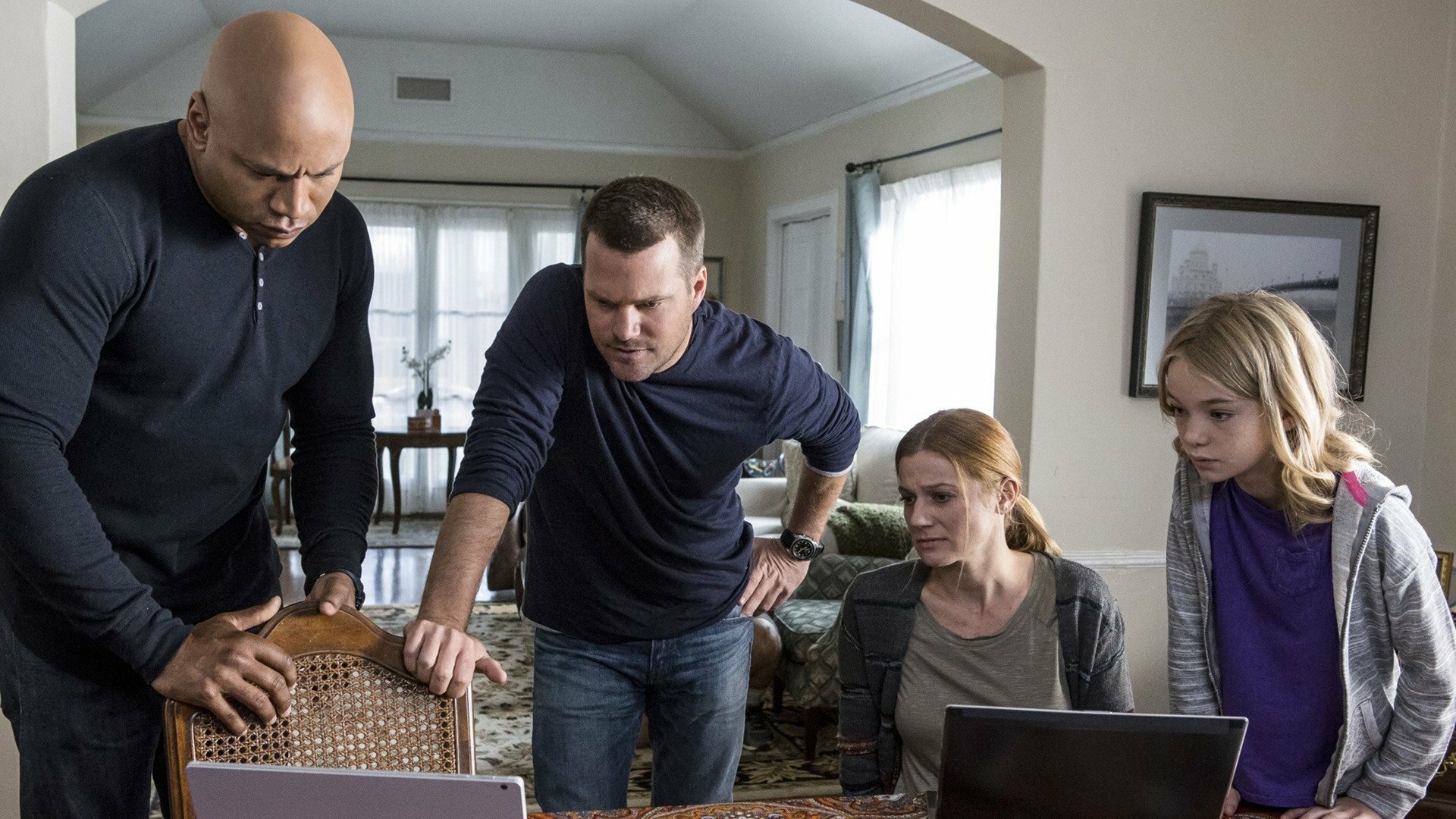 NCIS: Los Angeles : Parallel Resistors