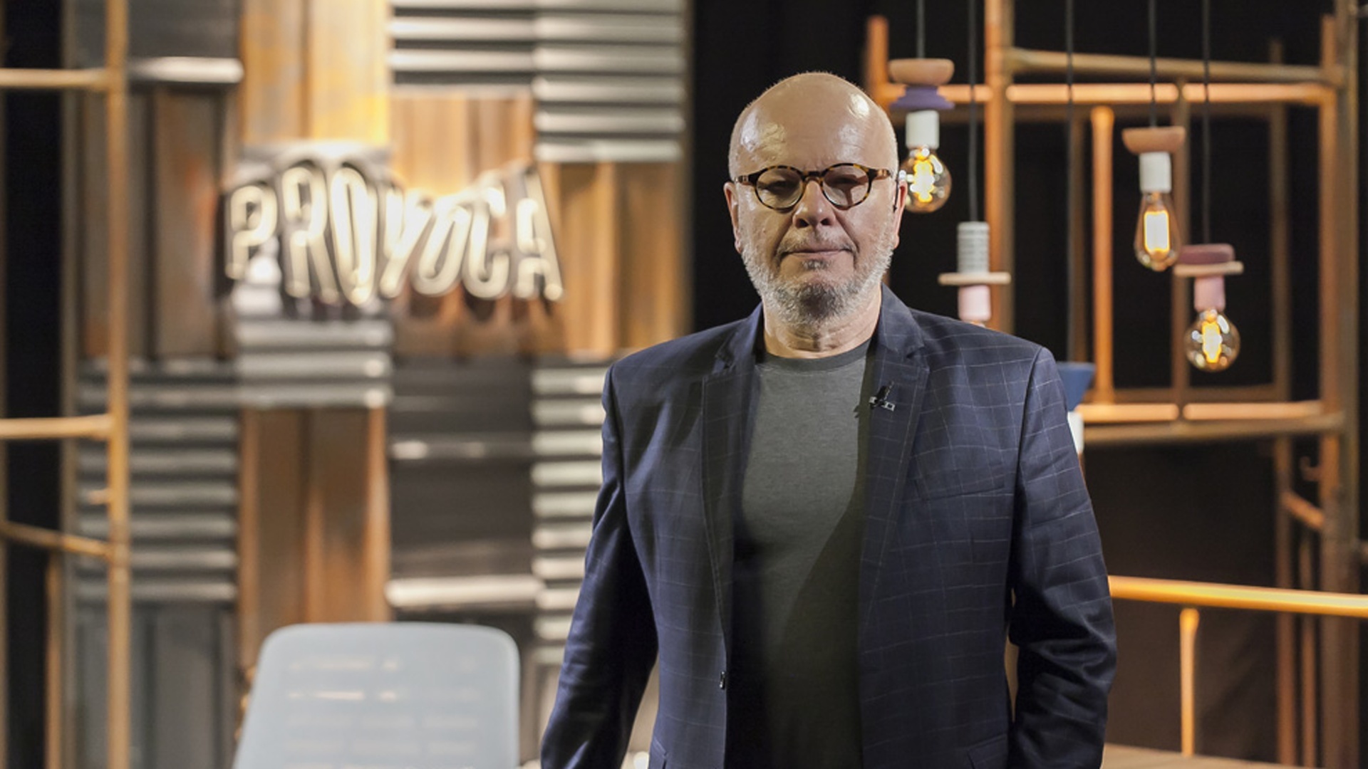 Provoca : Mariana Salomão Carrara