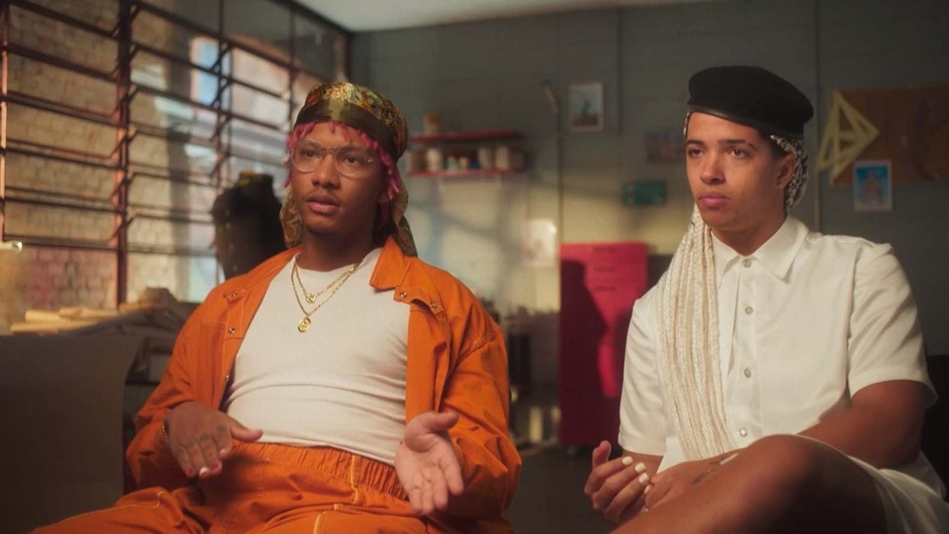 Preto Tá na Moda : Hisan Silva e Pedro Batalha - Moda...