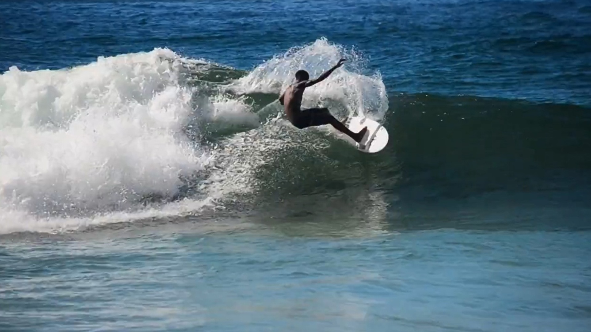 Onda de Esperança : Rafael Caveirinha