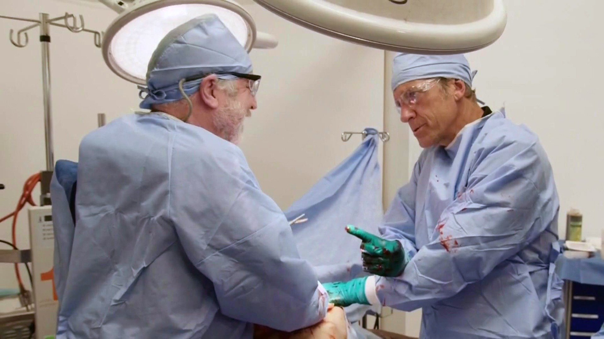 Trabalho Sujo : Cirurgião de Combate; Caçador de Iguanas