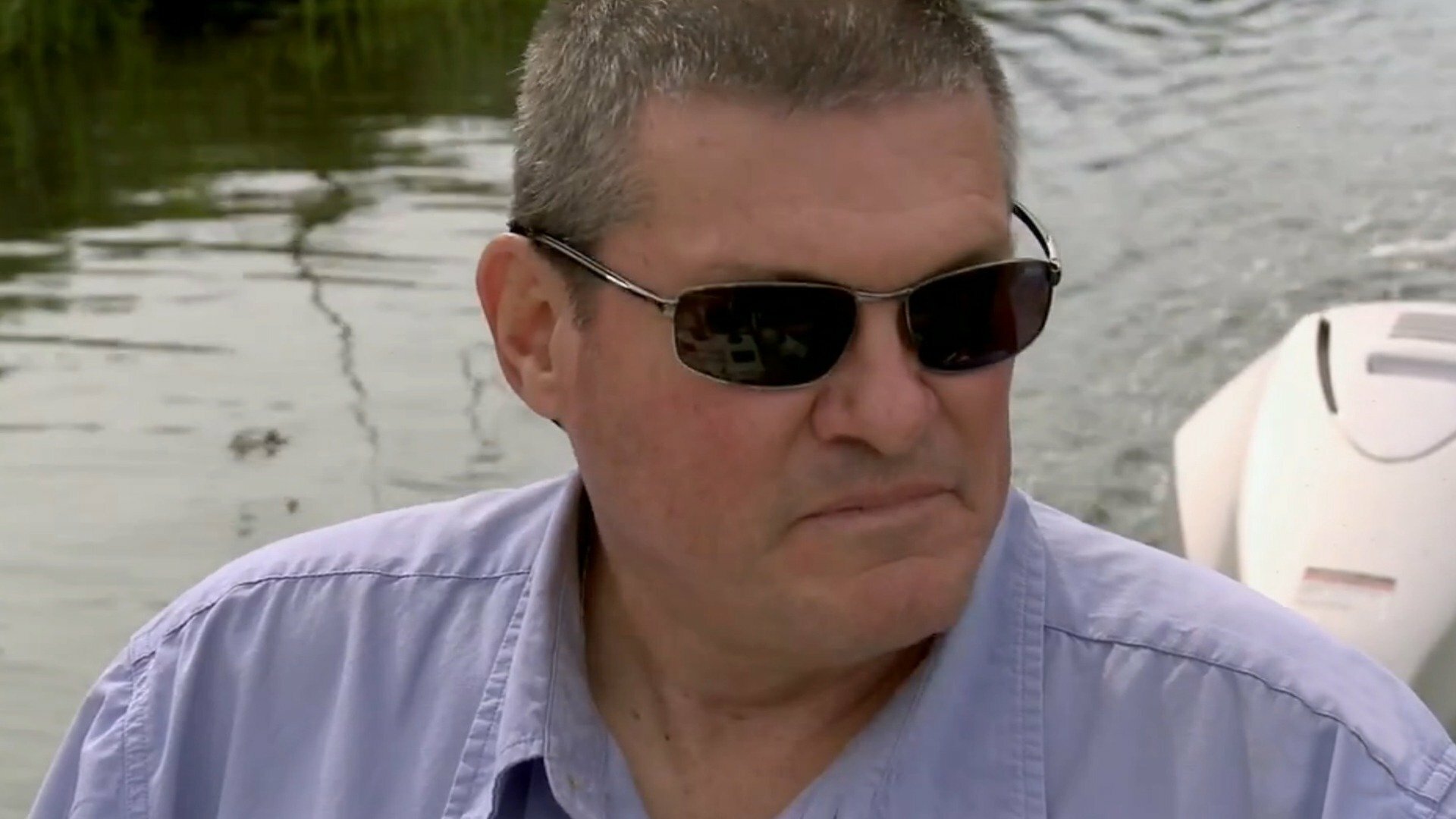 Vende-se Pântano : T1 EP3 - Um Lar no Pântano