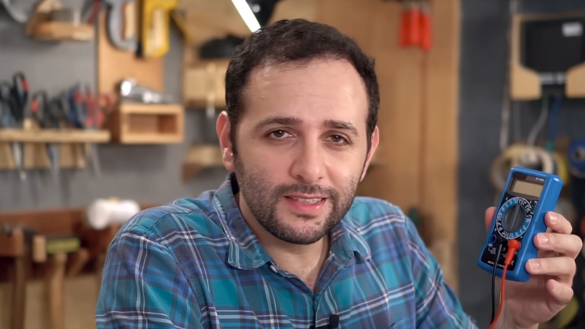 Manual Maker : Como Funciona um Multímetro
