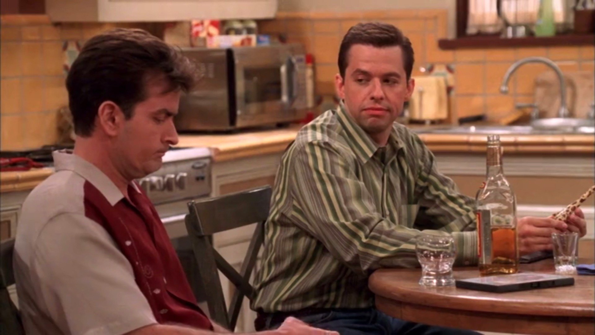 Two and a Half Men : Enjoy Those Garlic Balls