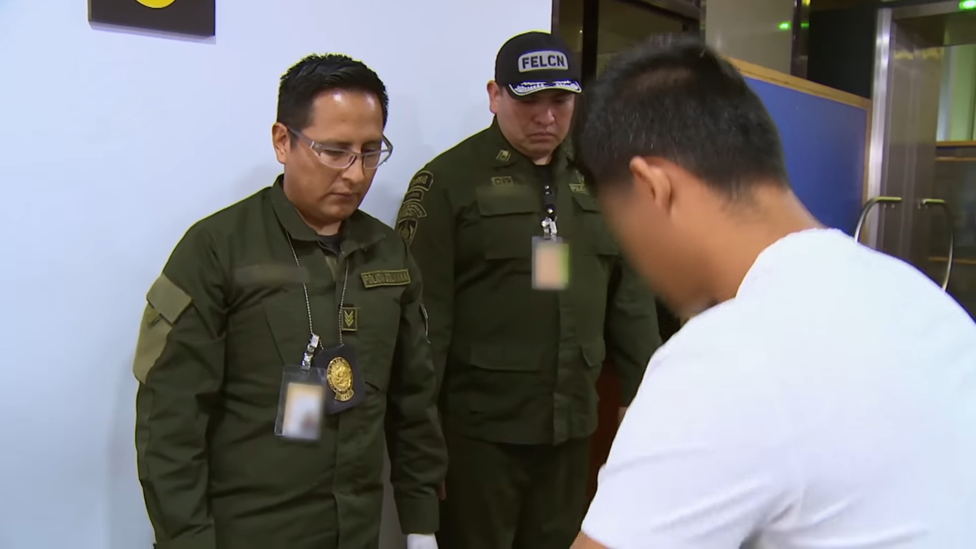 Parados na Fronteira