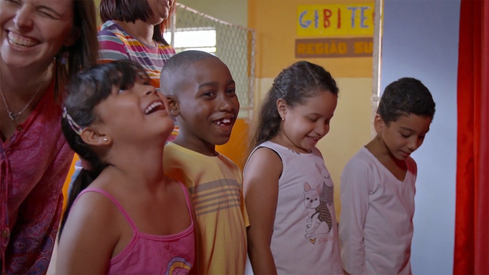 Fazendo a Festa : Alunos da Escola Dom Cipriano...