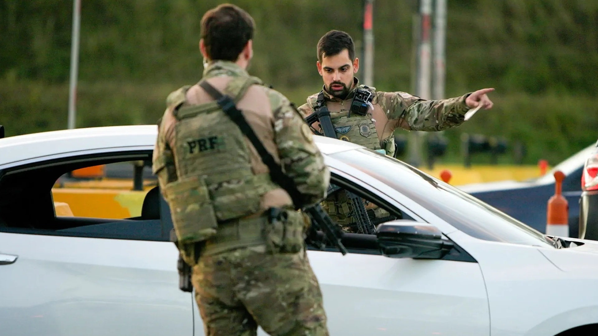 Operação Fronteira - Brasil : Fundo Falso