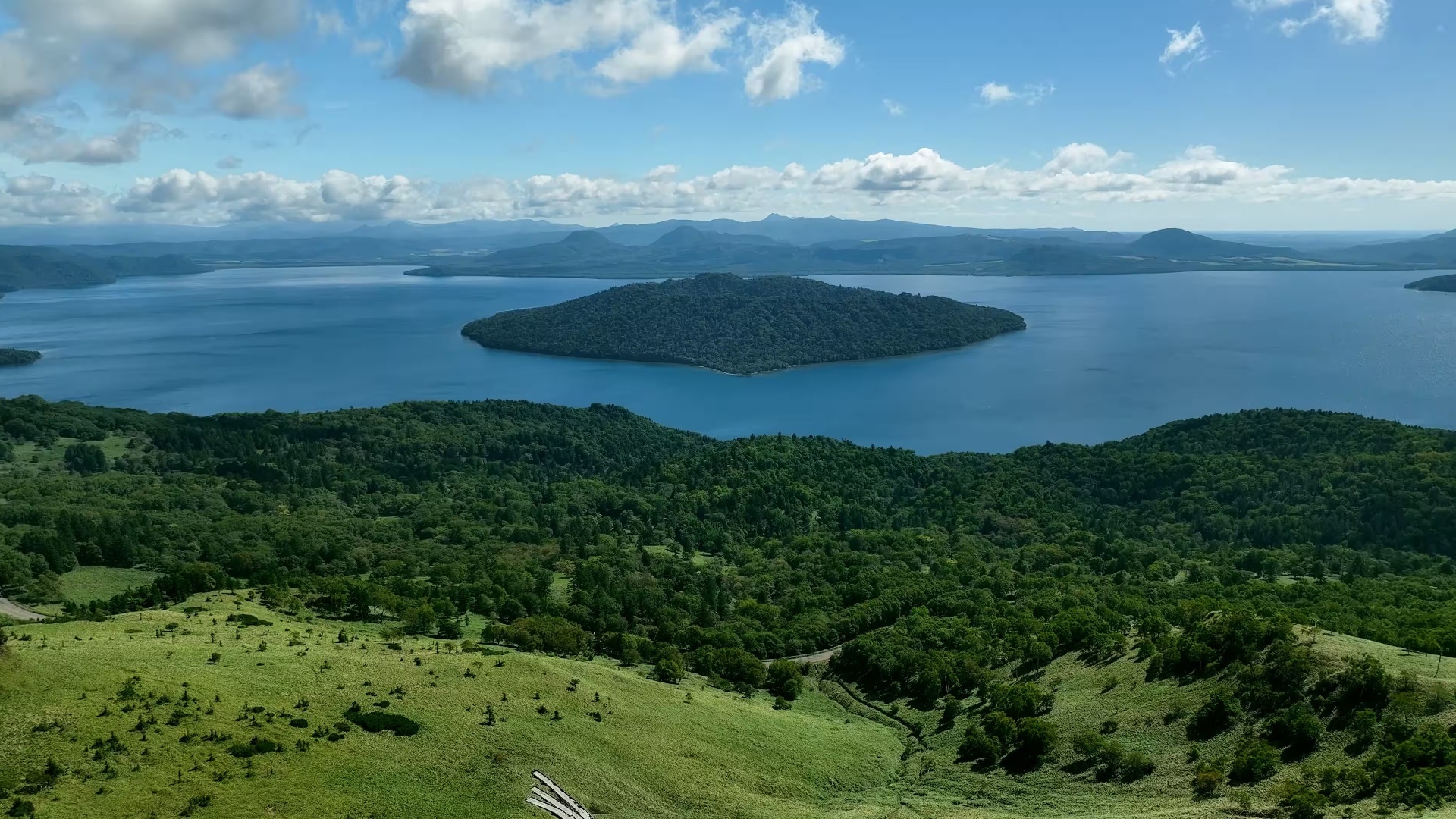 GEO JAPAN Lake Kussharo and Lake Mashu