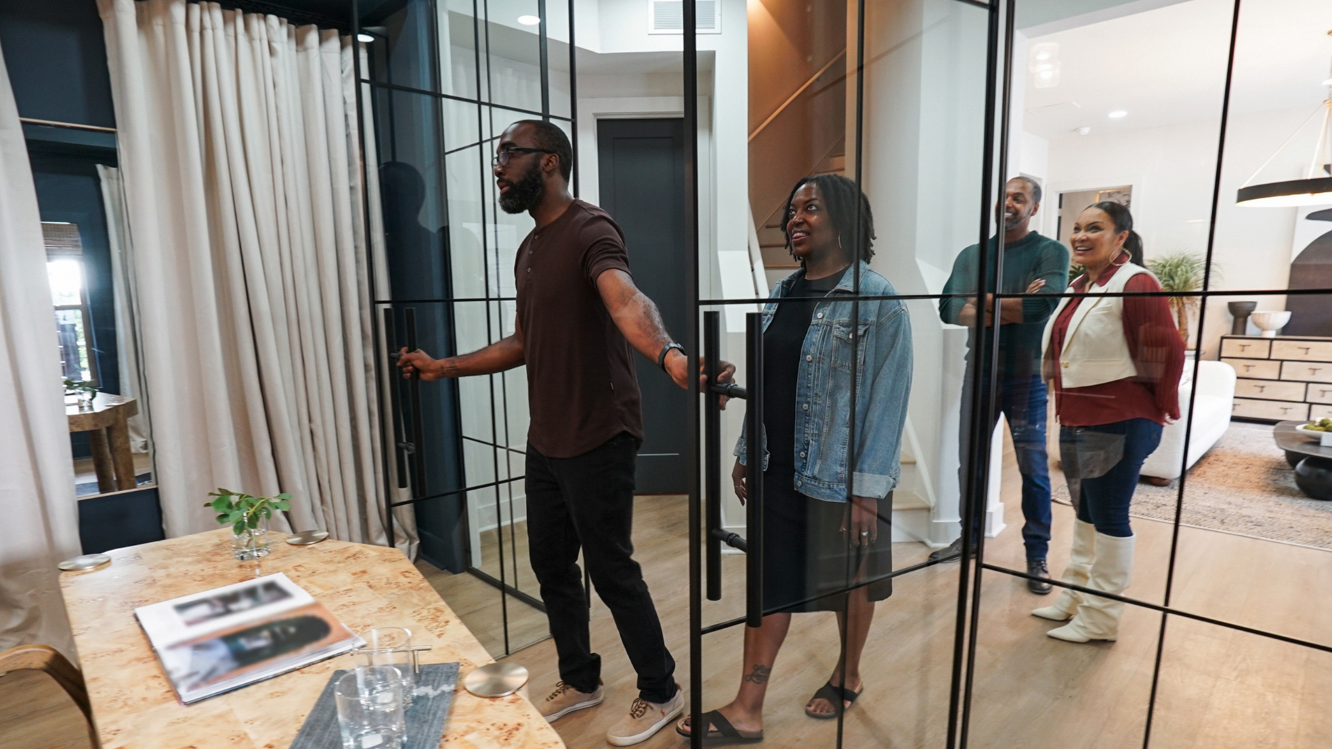 Imóveis que Cabem no Bolso : Nossa Grande Família Unida