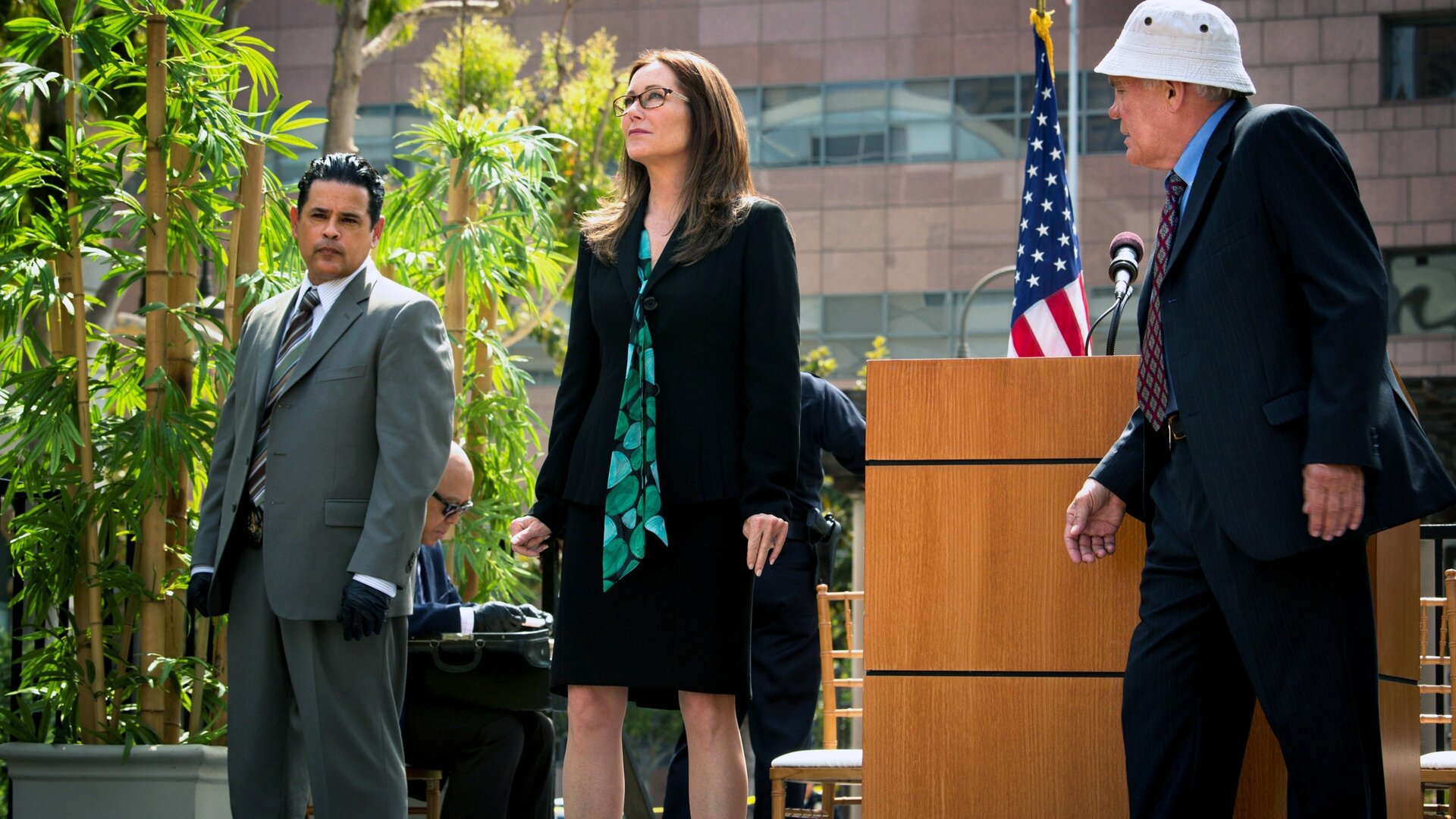 Major Crimes : Long Shot